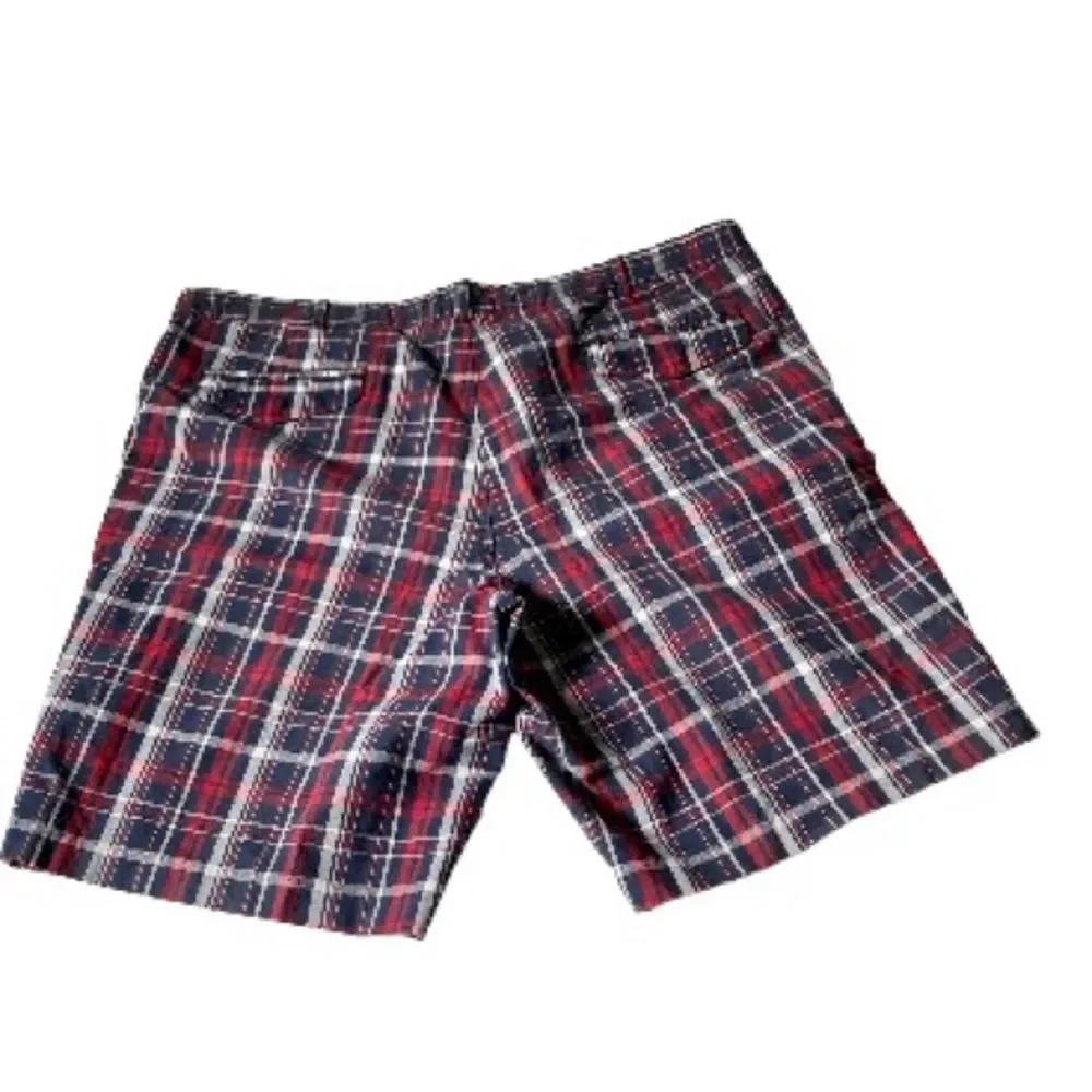 DOCKERS Golf Checkered Plaid Flat Front Shorts Red White Blue Casual Mens 40